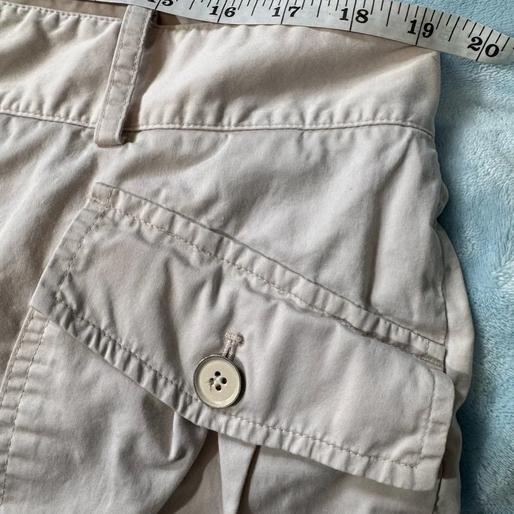 Talbots Lightweight Cargo Shorts in cream color - Size 16 Y2K Style - Picture 5 of 9